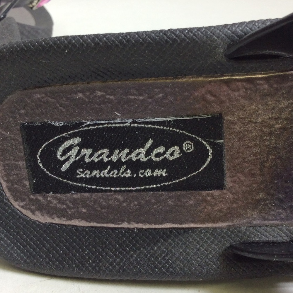 Grandco Women’s Rainbow Jeweled Sandals, Sz 8 - Picture 14 of 14